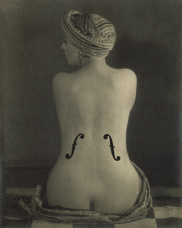 le violon d'Ingres par Man ray