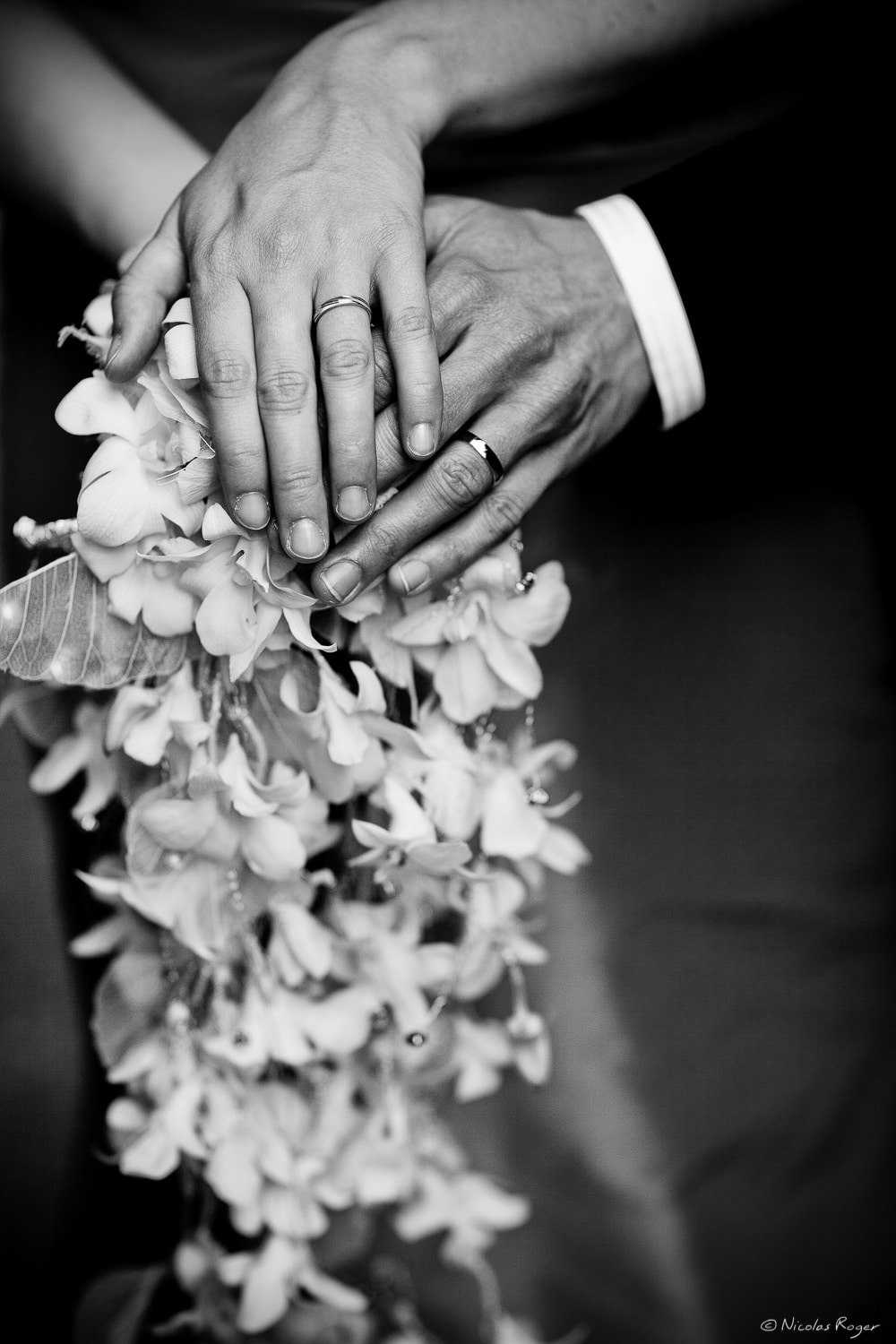 Bouquet et alliances des mariés