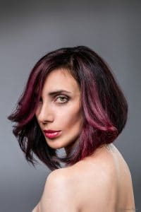 Portrait de femme avec une coiffure superbe