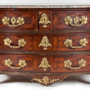 Photographie de commode d'époque Louis XV