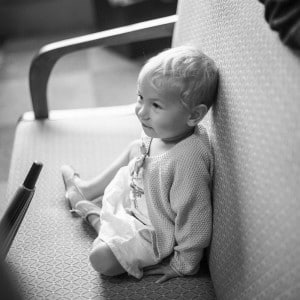 Photographie d'un jeune enfant lors du mariage